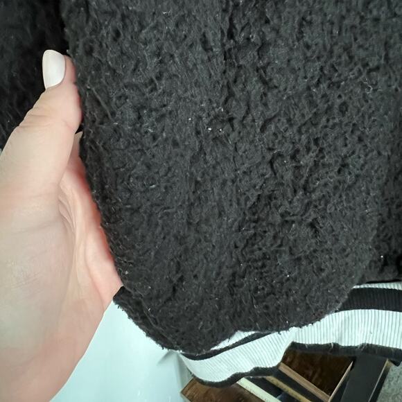 EXPRESS One Eleven Sherpa Fleece Quarter Zip Sweatshirt Varsity Stripe Womens M - Picture 5 of 9